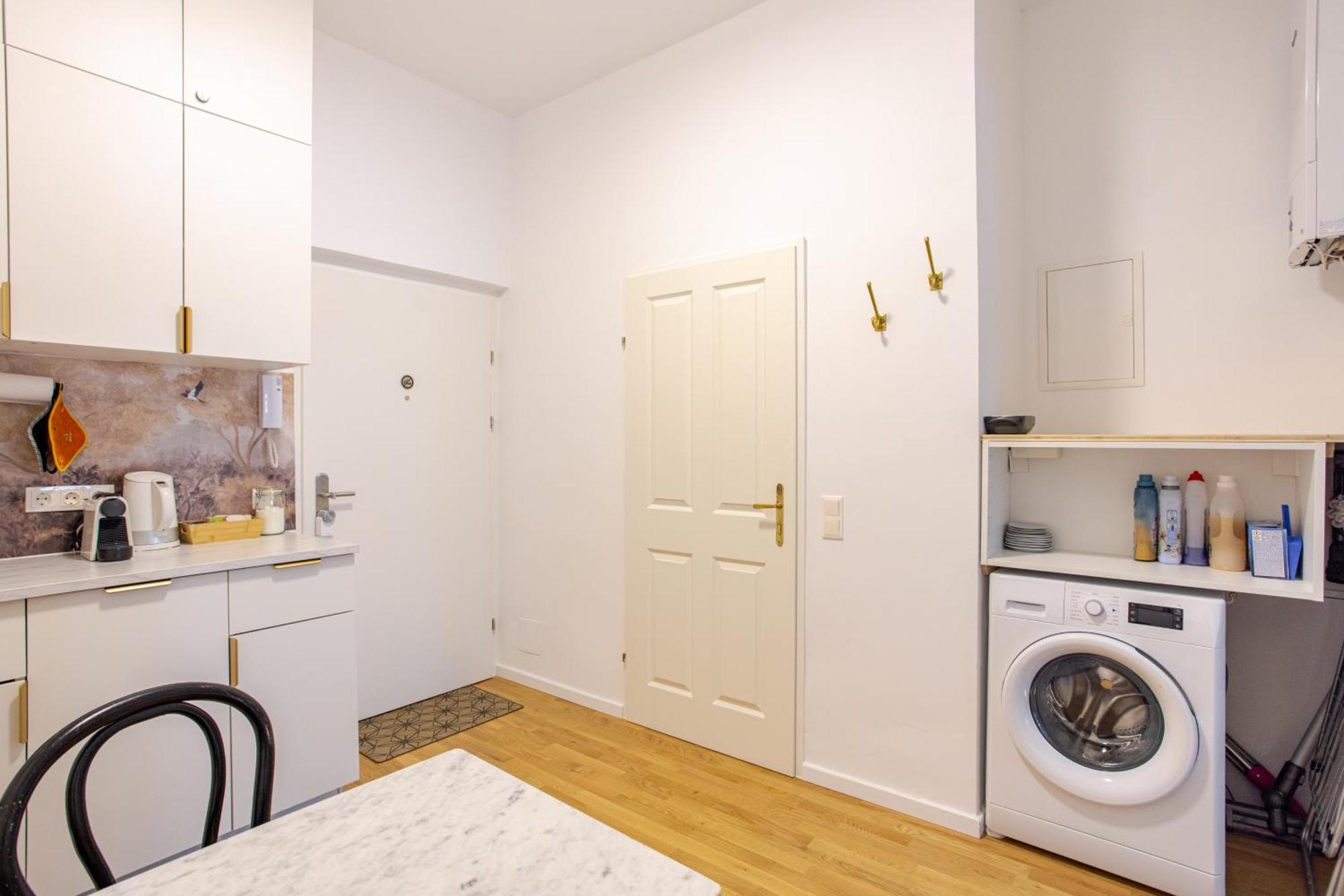 Gemuetliche Wohnung Nur 15 Minuten Ins Stadtzentrum Vienna Exterior photo